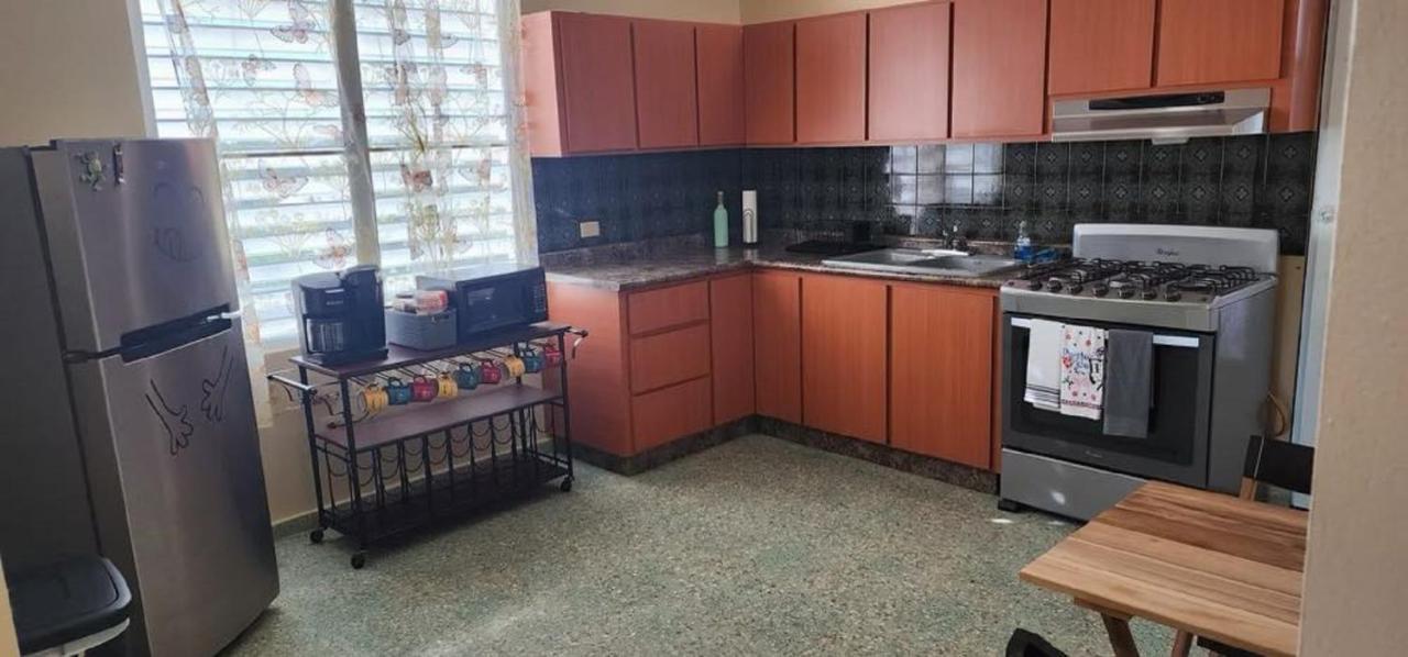 Bright 2Br In Aguadilla 7 Mins To Beaches 2Nd Floor Retreat Camaceyes Kültér fotó